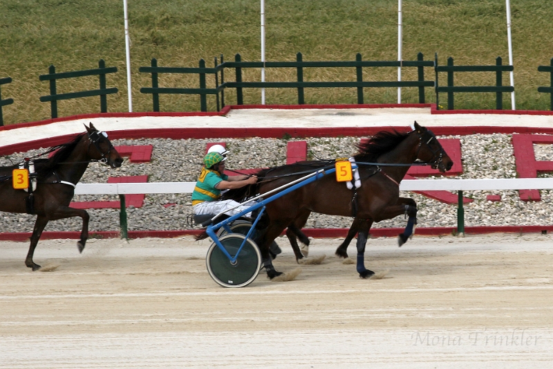 2015_Race 4 - 09.JPG